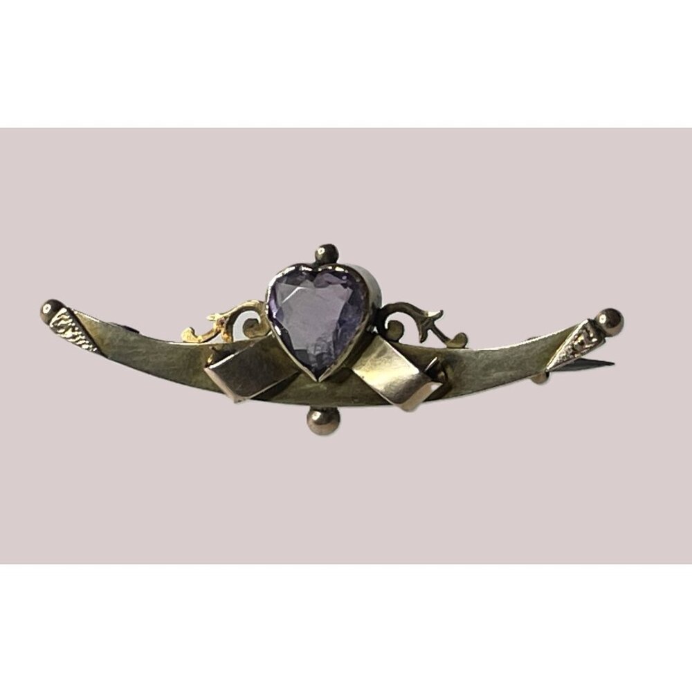 Antique 1897 Chester 9K Gold Brooch With Heart-Shaped Amethyst Gemstone